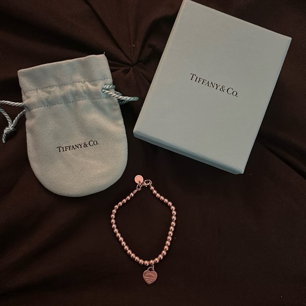 AUTHENTIC Tiffany & co beaded silver bracelet in good condition size 6.5in